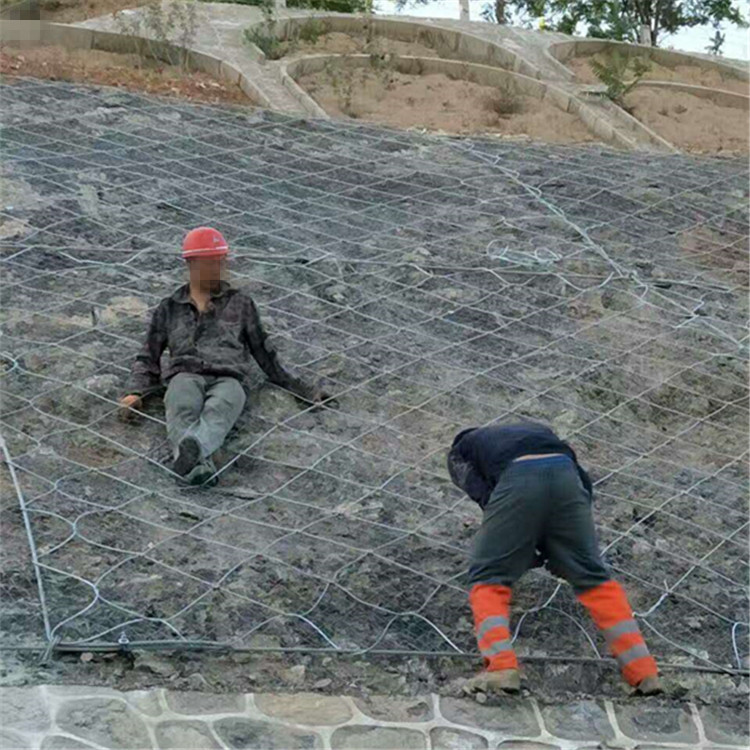 邊坡防護網的安裝